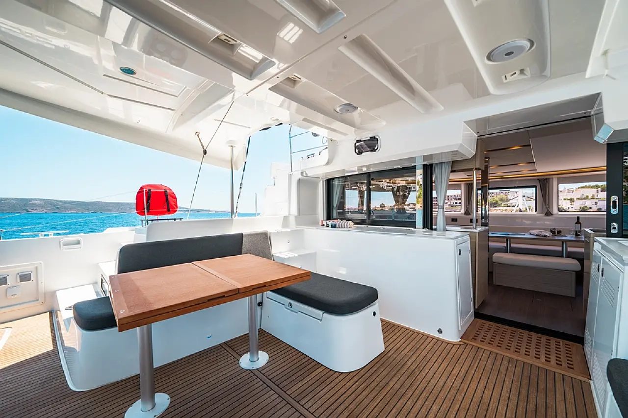 Lagoon 43 cockpit