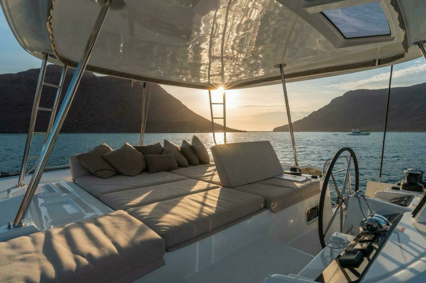 Lagoon 46 flybridge
